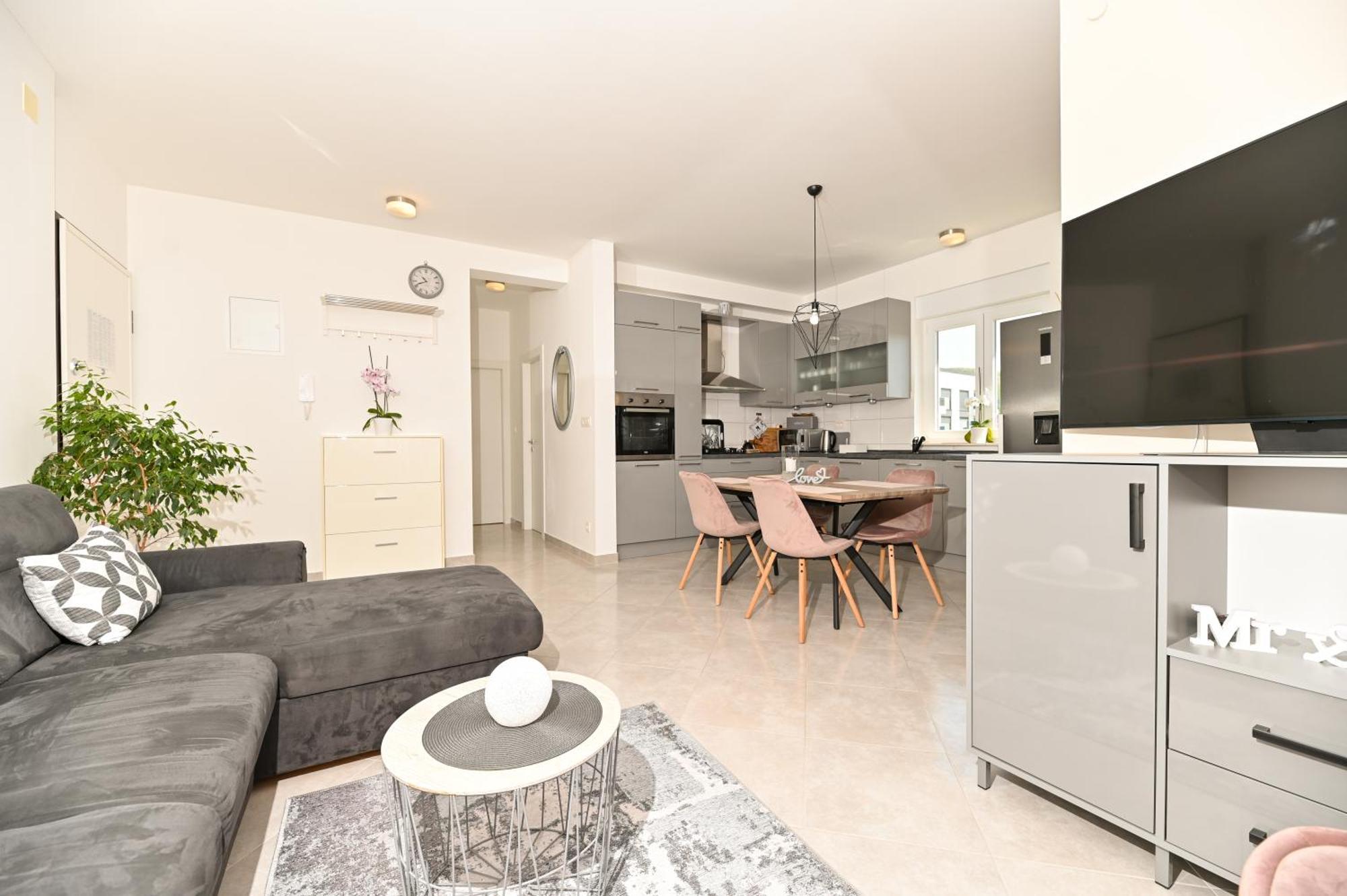 טרוגיר Apartment Marko מראה חיצוני תמונה